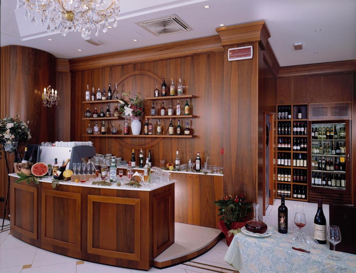 Hotel Negresco Κατόλικα Εξωτερικό φωτογραφία