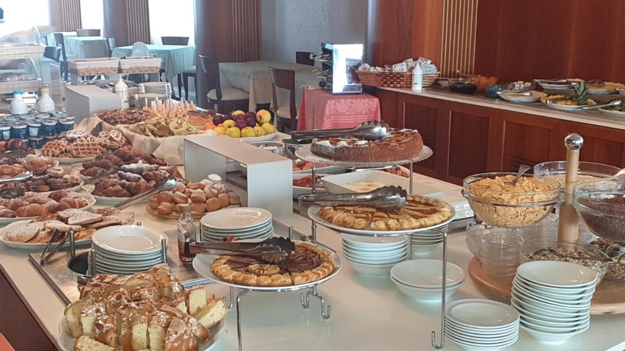 Hotel Negresco Κατόλικα Εξωτερικό φωτογραφία