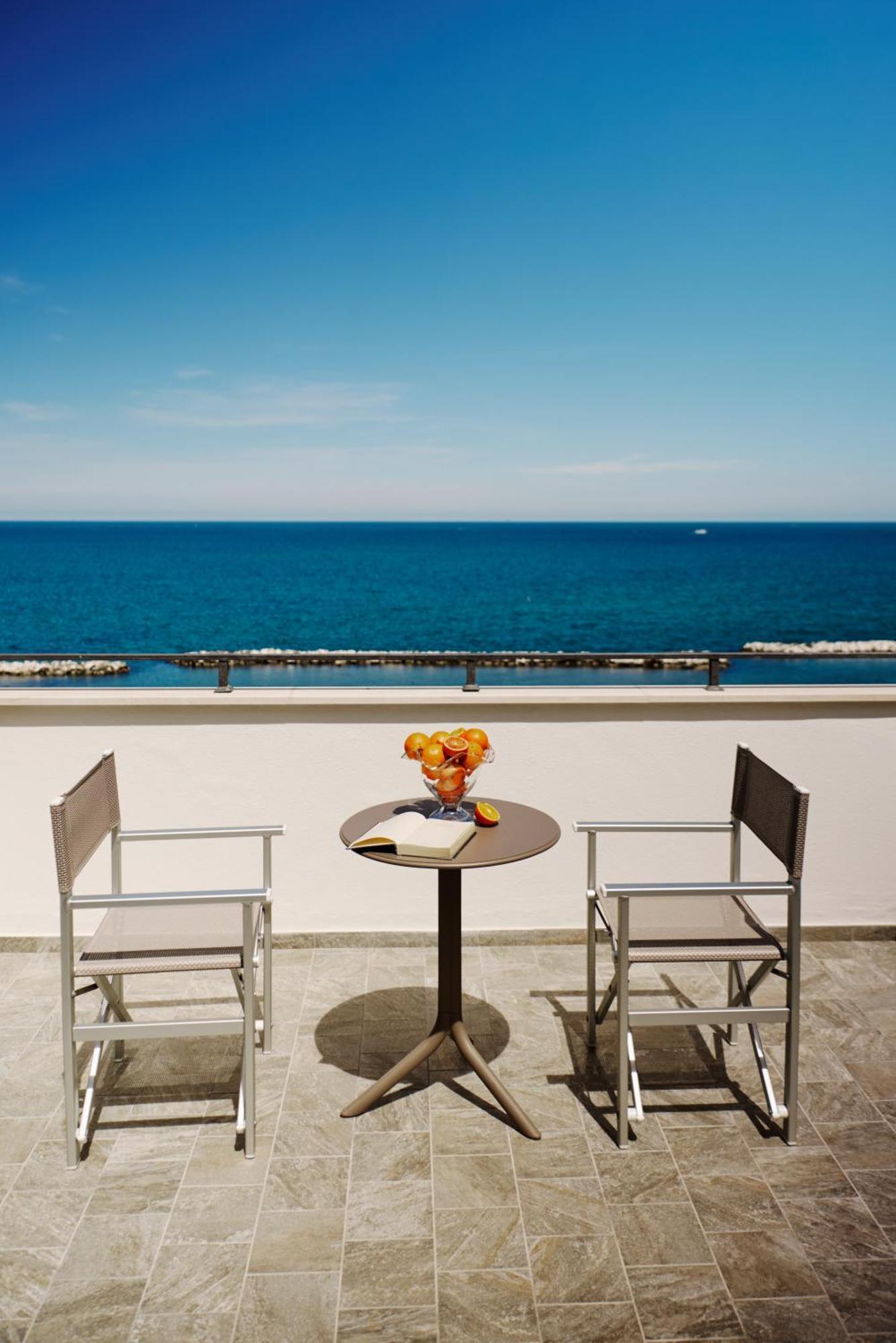 Hotel Negresco Κατόλικα Εξωτερικό φωτογραφία