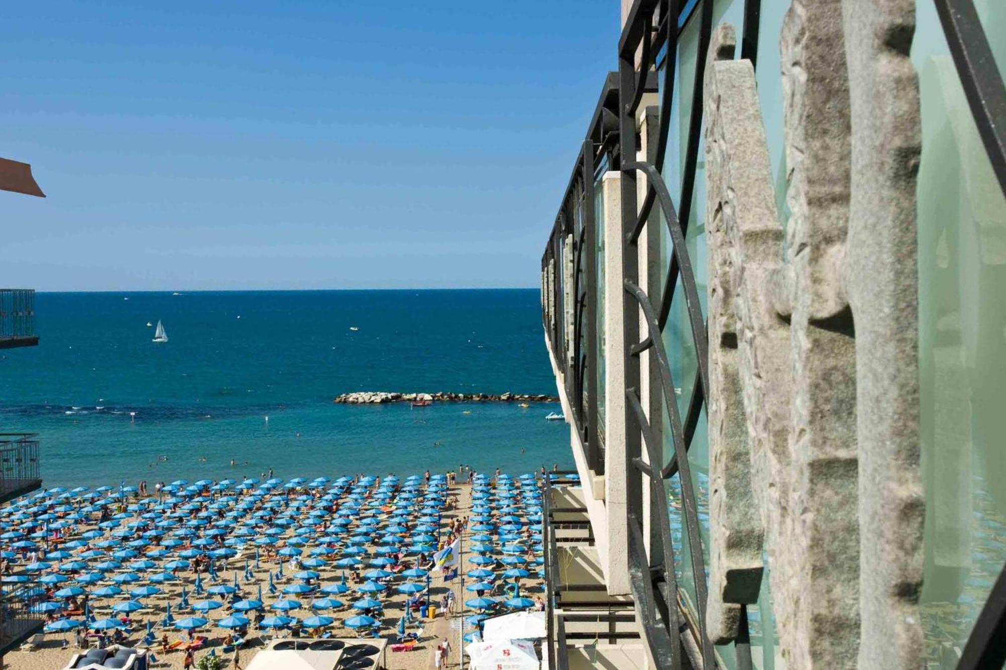 Hotel Negresco Κατόλικα Εξωτερικό φωτογραφία